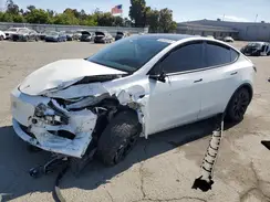 7SAYGDEE8NF480763 2022 TESLA MODEL Y