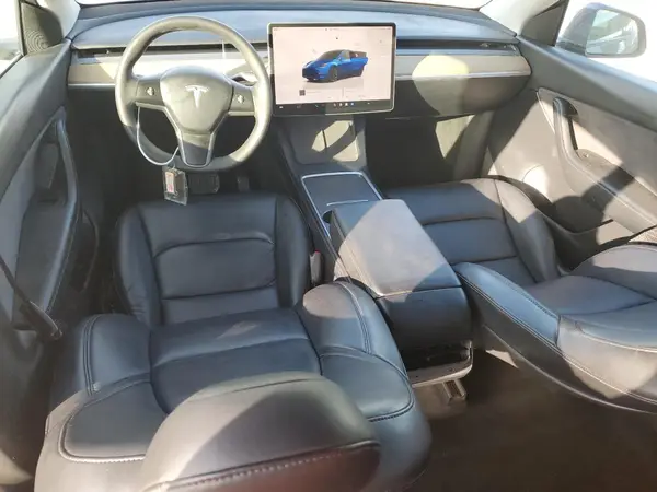 7SAYGDEE8NF481038 2022 TESLA MODEL Y - Image 8