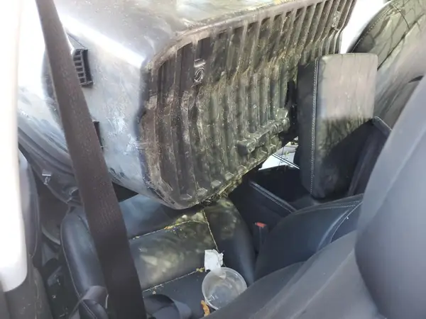 7SAYGDEE8NF488992 2022 TESLA MODEL Y - Image 8