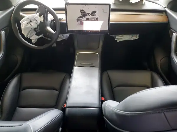 7SAYGDEE8NF504530 2022 TESLA MODEL Y - Image 8