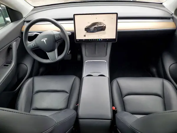 7SAYGDEE8NF508156 2022 TESLA MODEL Y - Image 8
