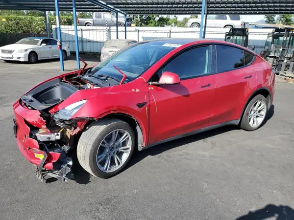 7SAYGDEE8NF512370 2022 TESLA MODEL Y - Image 1