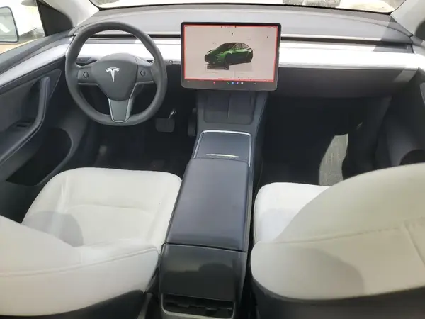 7SAYGDEE8NF524454 2022 TESLA MODEL Y - Image 8