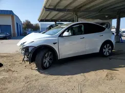 7SAYGDEE8NF538662 2022 TESLA MODEL Y