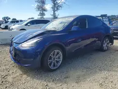 7SAYGDEE8NF543375 2022 TESLA MODEL Y