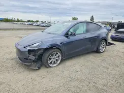 7SAYGDEE8NF549306 2022 TESLA MODEL Y