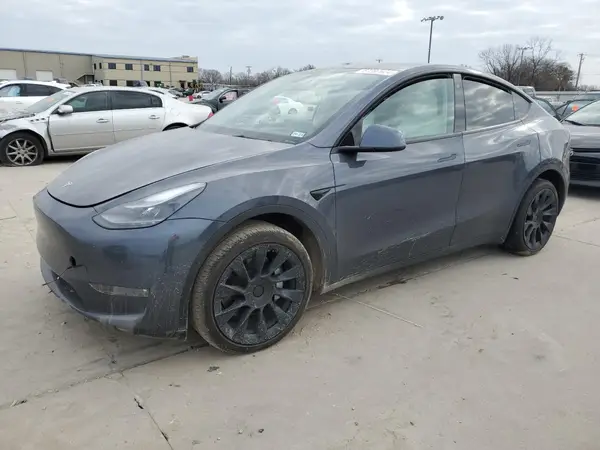7SAYGDEE8NF549676 2022 TESLA MODEL Y - Image 1