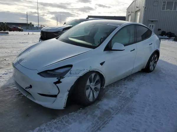 7SAYGDEE8NF549841 2022 TESLA MODEL Y - Image 1