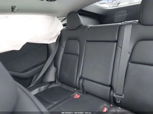 7SAYGDEE8NF559494 2022 TESLA MODEL Y - Image 8