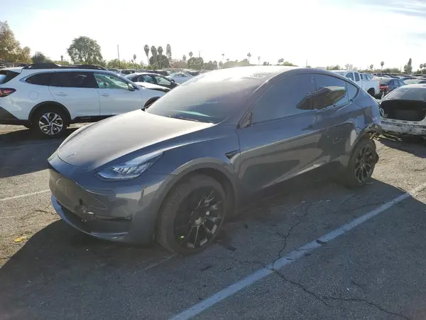 7SAYGDEE8PA023421 2023 TESLA MODEL Y - Image 1