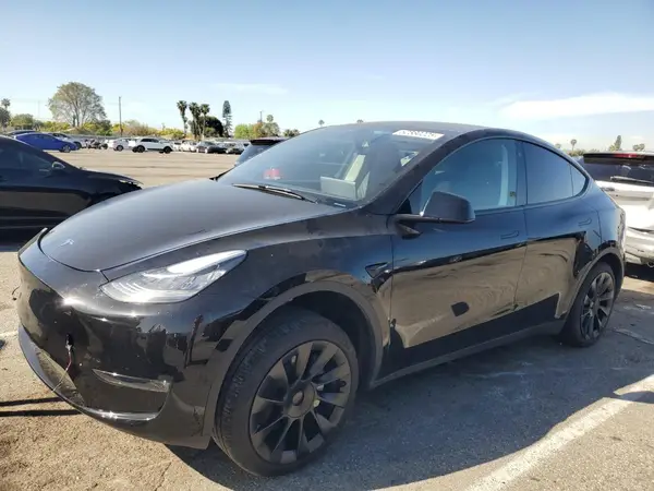 7SAYGDEE8PA025847 2023 TESLA MODEL Y - Image 1
