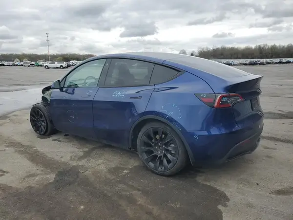 7SAYGDEE8PA028179 2023 TESLA MODEL Y - Image 2