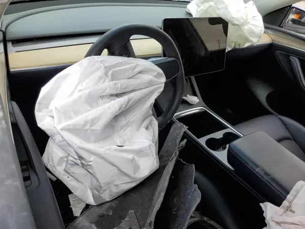 7SAYGDEE8PA029428 2023 TESLA MODEL Y - Image 8