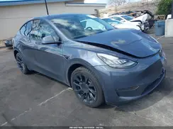 7SAYGDEE8PA031695 2023 TESLA MODEL Y