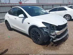 7SAYGDEE8PA044303 2023 TESLA MODEL Y