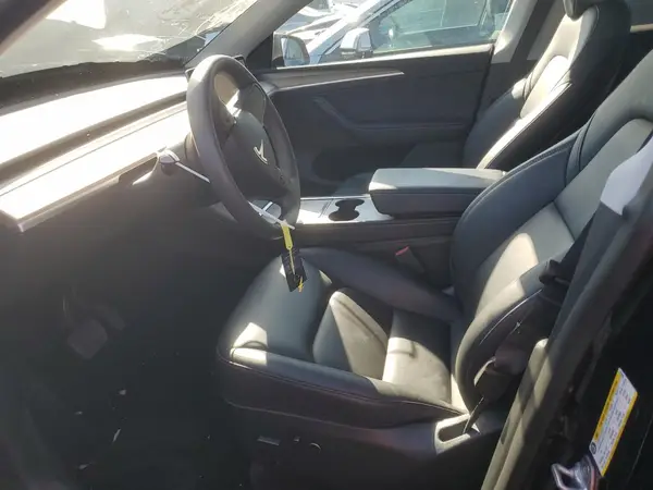 2023 TESLA MODEL Y auction photo 7