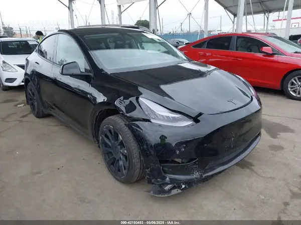 7SAYGDEE8PA051798 2023 TESLA MODEL Y - Image 1