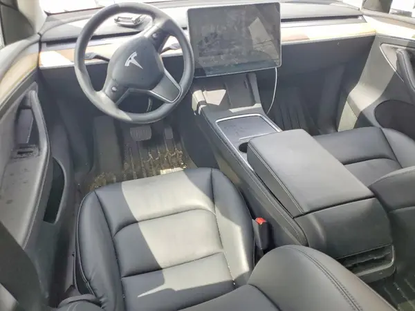 7SAYGDEE8PA055740 2023 TESLA MODEL Y - Image 8