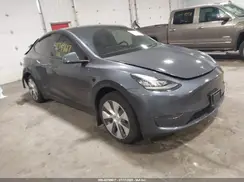 7SAYGDEE8PA058962 2023 TESLA MODEL Y