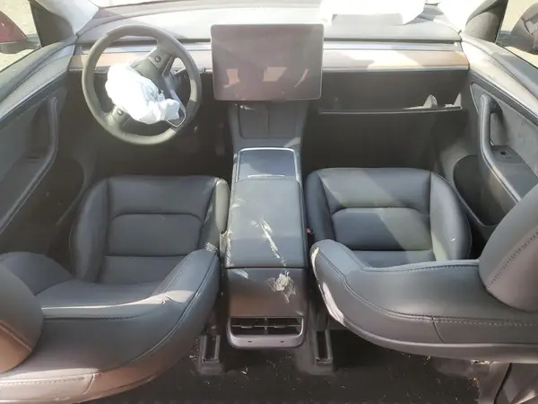 7SAYGDEE8PA063451 2023 TESLA MODEL Y - Image 8