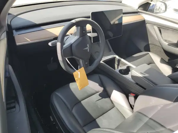 7SAYGDEE8PA064938 2023 TESLA MODEL Y - Image 8