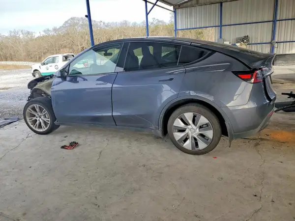 7SAYGDEE8PA068827 2023 TESLA MODEL Y - Image 2