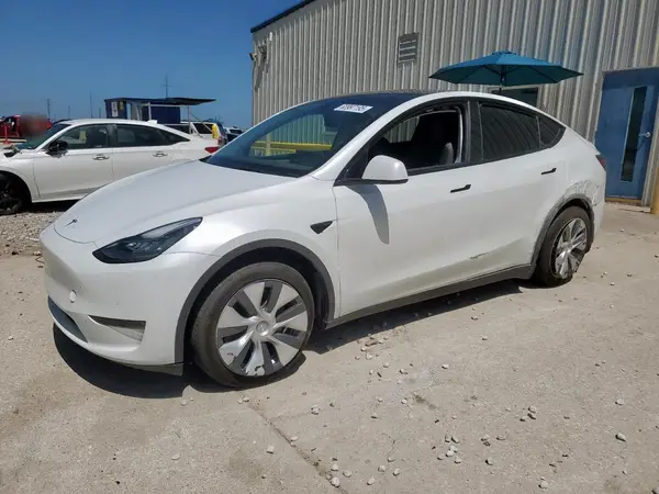 7SAYGDEE8PA069038 2023 TESLA MODEL Y - Image 1