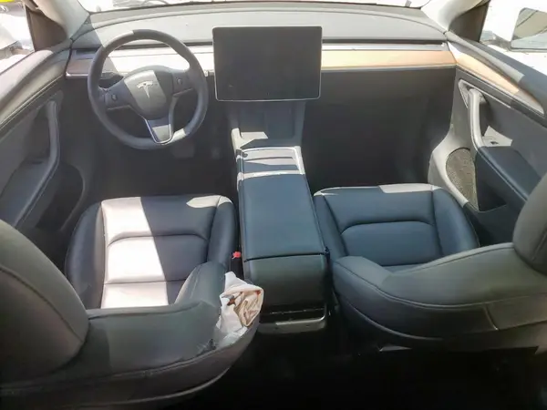 7SAYGDEE8PA069038 2023 TESLA MODEL Y - Image 8