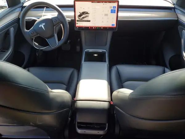 7SAYGDEE8PA069461 2023 TESLA MODEL Y - Image 8