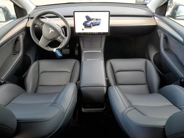 7SAYGDEE8PA075695 2023 TESLA MODEL Y - Image 8