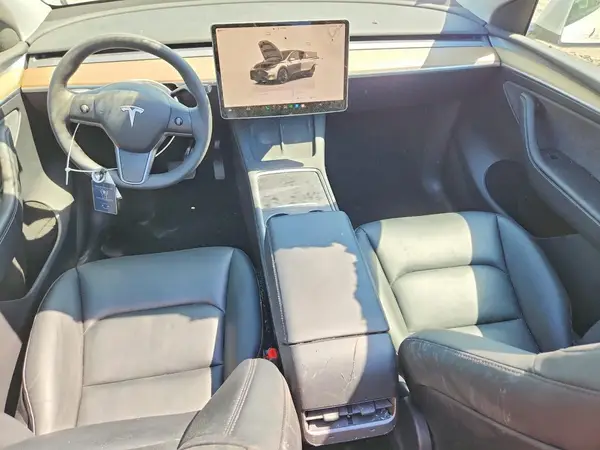 7SAYGDEE8PA076510 2023 TESLA MODEL Y - Image 8