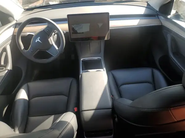 7SAYGDEE8PA085286 2023 TESLA MODEL Y - Image 8