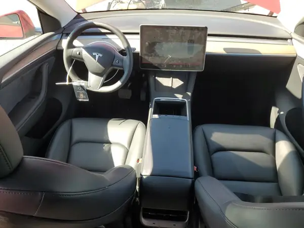 7SAYGDEE8PA092092 2023 TESLA MODEL Y - Image 8