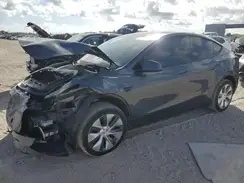 7SAYGDEE8PA094960 2023 TESLA MODEL Y
