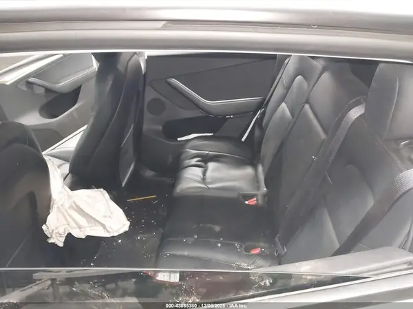 7SAYGDEE8PA097731 2023 TESLA MODEL Y - Image 8