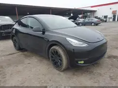 7SAYGDEE8PA101552 2023 TESLA MODEL Y