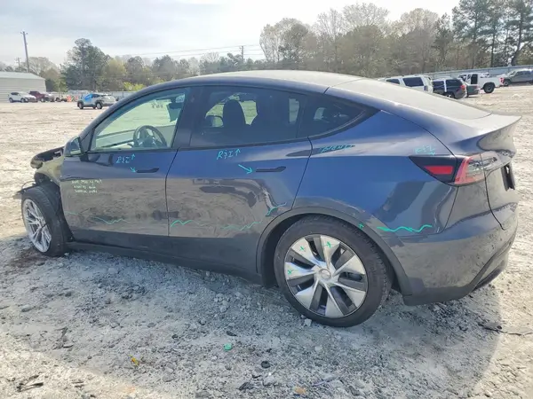 7SAYGDEE8PA105567 2023 TESLA MODEL Y - Image 2