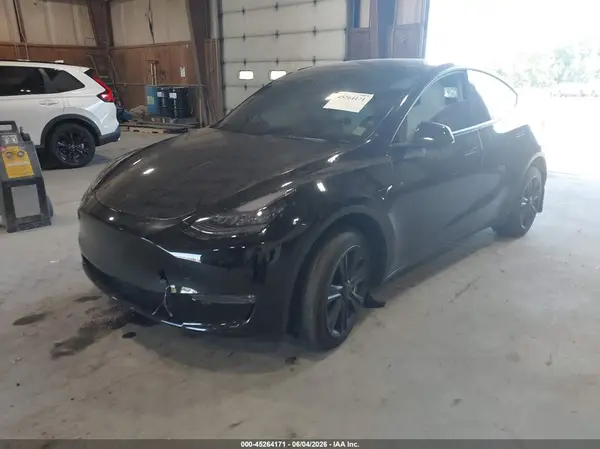 7SAYGDEE8PA105570 2023 TESLA MODEL Y - Image 2