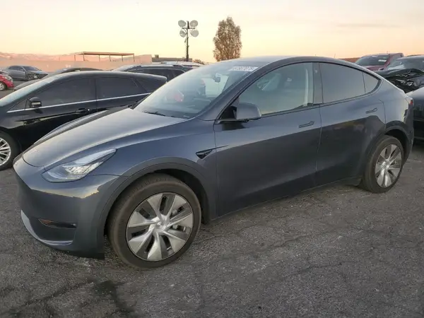 7SAYGDEE8PA109344 2023 TESLA MODEL Y - Image 1