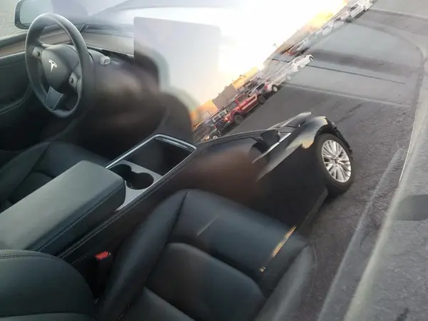 7SAYGDEE8PA109344 2023 TESLA MODEL Y - Image 8