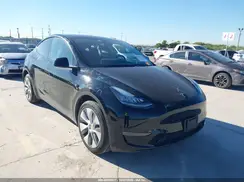 7SAYGDEE8PA111384 2023 TESLA MODEL Y