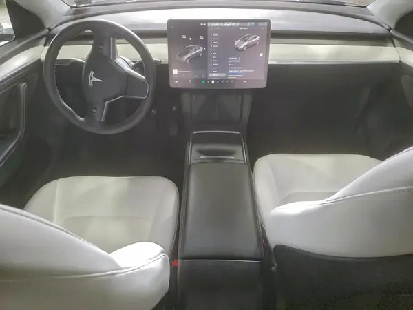 7SAYGDEE8PA111966 2023 TESLA MODEL Y - Image 8