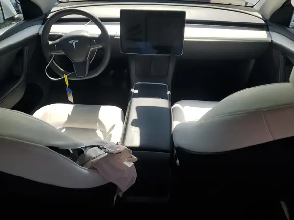 7SAYGDEE8PA118996 2023 TESLA MODEL Y - Image 8