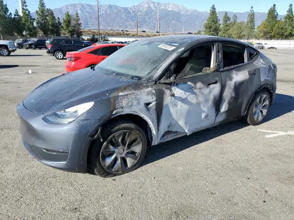 7SAYGDEE8PA119873 2023 TESLA MODEL Y - Image 1