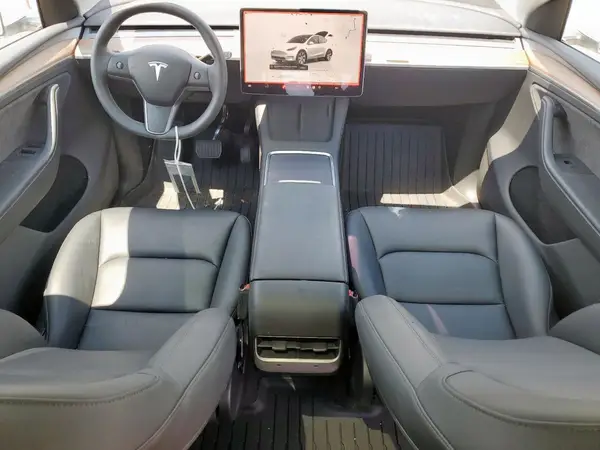 7SAYGDEE8PA120148 2023 TESLA MODEL Y - Image 8