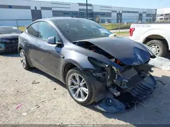 7SAYGDEE8PA122675 2023 TESLA MODEL Y