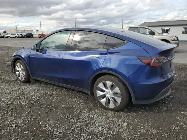 7SAYGDEE8PA135622 2023 TESLA MODEL Y - Image 2