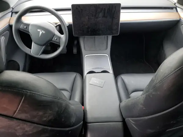 7SAYGDEE8PA135622 2023 TESLA MODEL Y - Image 8