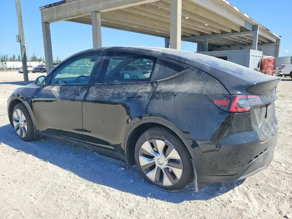 7SAYGDEE8PA136981 2023 TESLA MODEL Y - Image 2