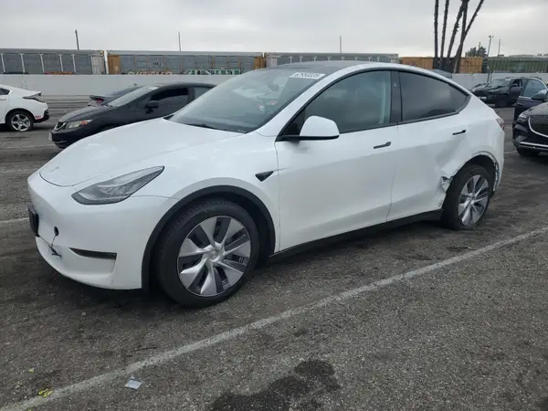 7SAYGDEE8PA137712 2023 TESLA MODEL Y - Image 1
